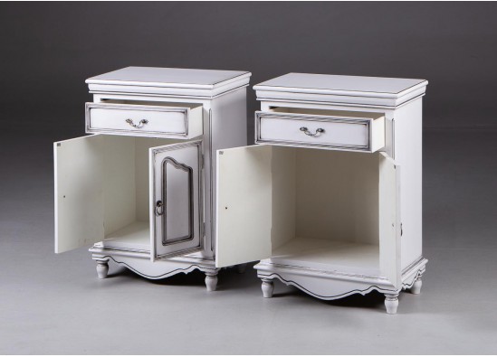 Commode (2 items)