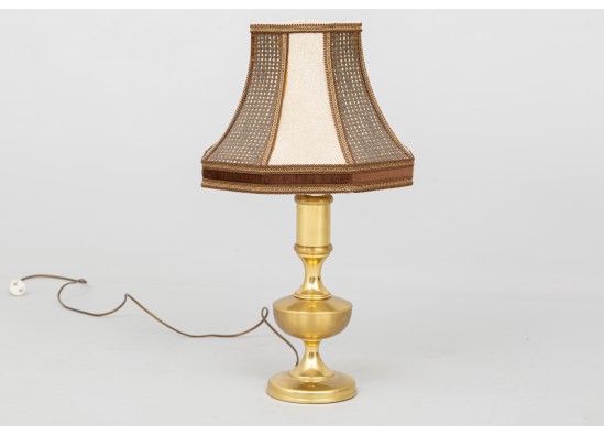 Table lamp