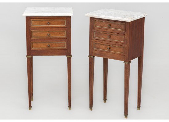 Commode (2 items)