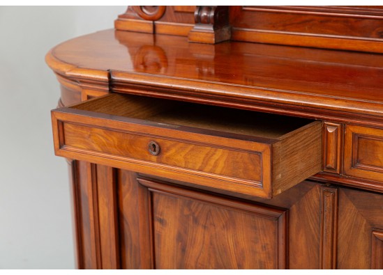 Dish cabinet-commode