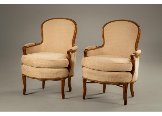 Armchairs (2 items) 