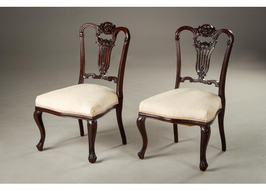 Chairs (2 items)