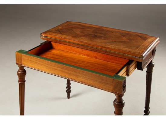 Console - Game table 