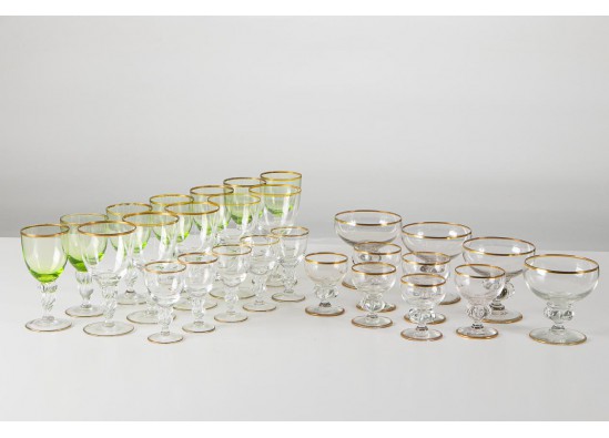  Set of glasses