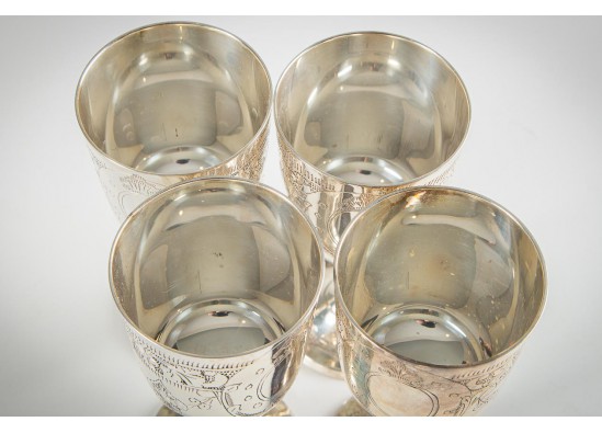 Set of glasses (4 pcs.) 