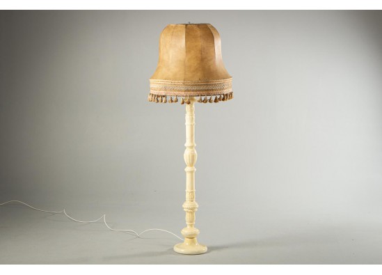 Floor lamp