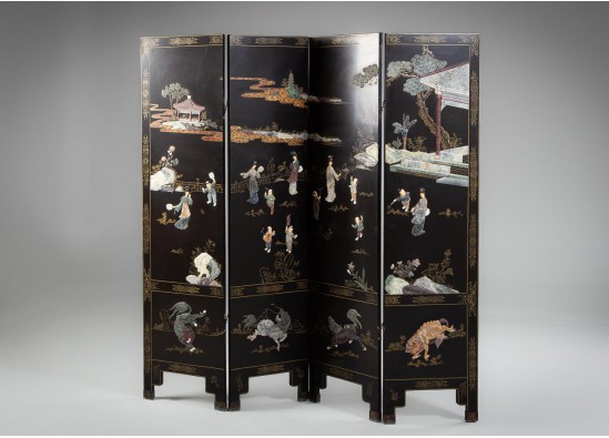 Folding screen 