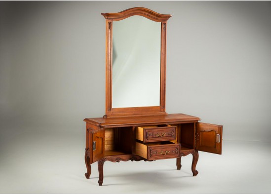 Dressing table