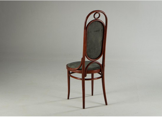 Chairs (2 items)